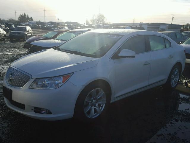 1G4GF5G38CF190878 - 2012 BUICK LACROSSE P WHITE photo 2