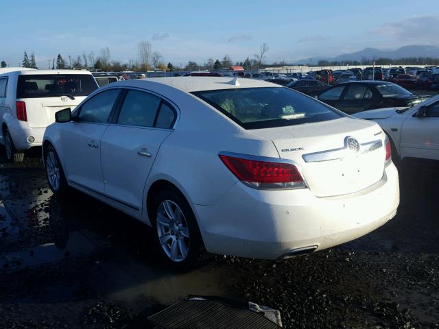 1G4GF5G38CF190878 - 2012 BUICK LACROSSE P WHITE photo 3