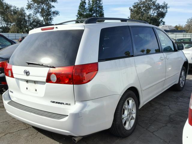 5TDZA22C96S452249 - 2006 TOYOTA SIENNA XLE WHITE photo 4