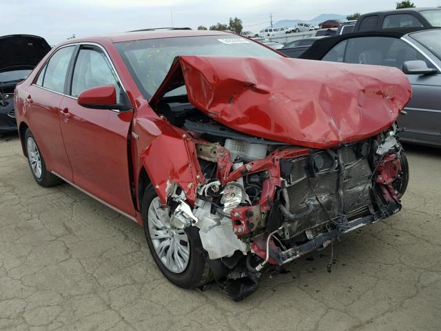 4T1BD1FK8EU105814 - 2014 TOYOTA CAMRY HYBR RED photo 1