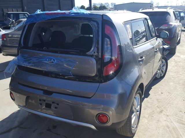 KNDJP3A55J7550072 - 2018 KIA SOUL + GRAY photo 4