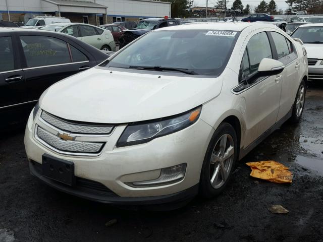 1G1RH6E43EU149381 - 2014 CHEVROLET VOLT WHITE photo 2