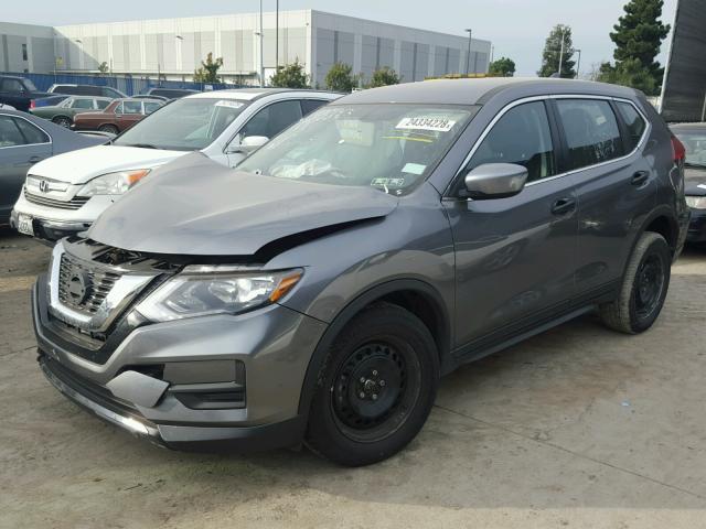 KNMAT2MV0HP565459 - 2017 NISSAN ROGUE S GRAY photo 2