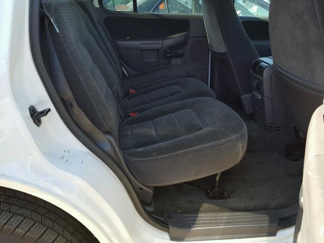 1FMDU73E82UC15011 - 2002 FORD EXPLORER X WHITE photo 6