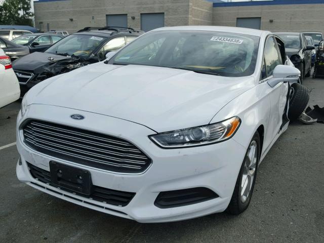 3FA6P0HD9GR387113 - 2016 FORD FUSION SE WHITE photo 2