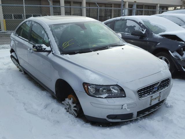 YV1MH682052079937 - 2005 VOLVO S40 T5 SILVER photo 1