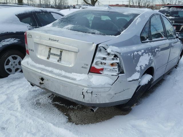 YV1MH682052079937 - 2005 VOLVO S40 T5 SILVER photo 9