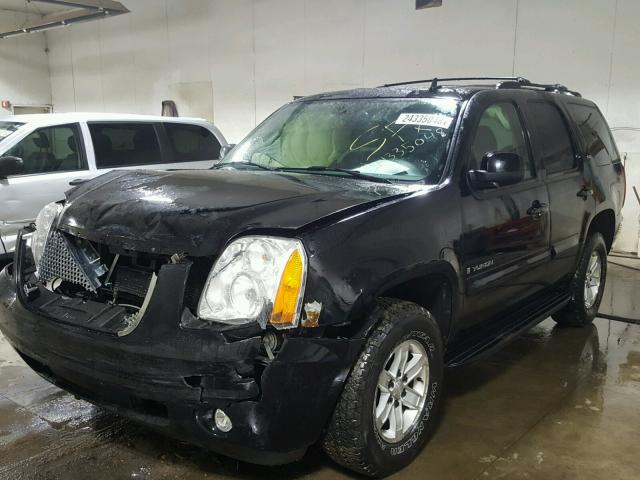 1GKFK130X7J107068 - 2007 GMC YUKON BLACK photo 2