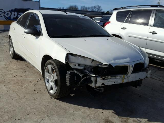 1G2ZG57B084226572 - 2008 PONTIAC G6 BASE WHITE photo 1