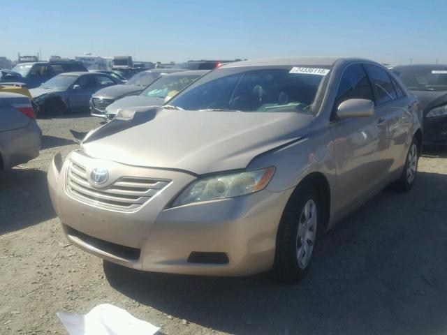 4T1BE46K17U555189 - 2007 TOYOTA CAMRY NEW GOLD photo 2