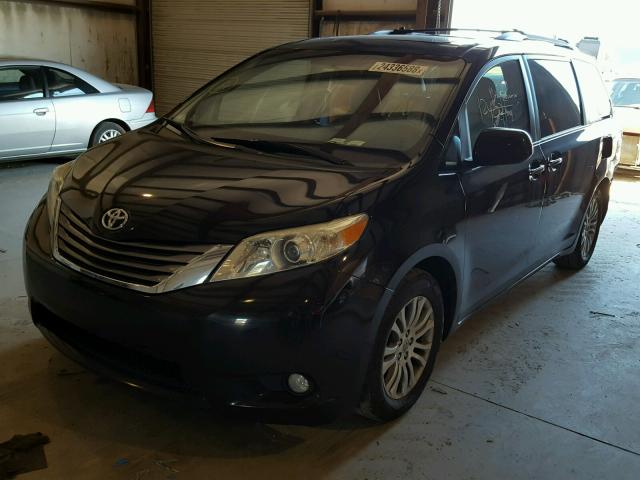 5TDYK3DC3BS100967 - 2011 TOYOTA SIENNA XLE BLACK photo 2