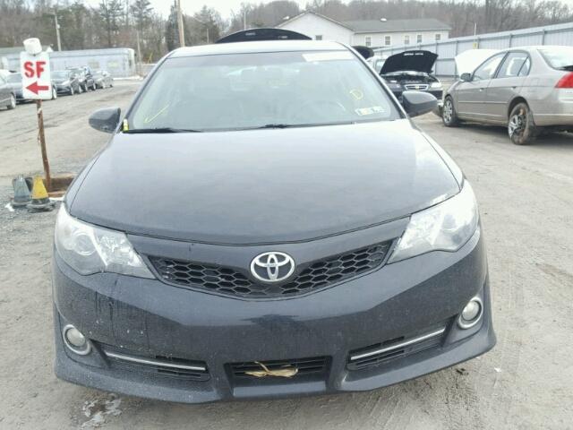 4T1BK1FK6EU542992 - 2014 TOYOTA CAMRY SE BLACK photo 9