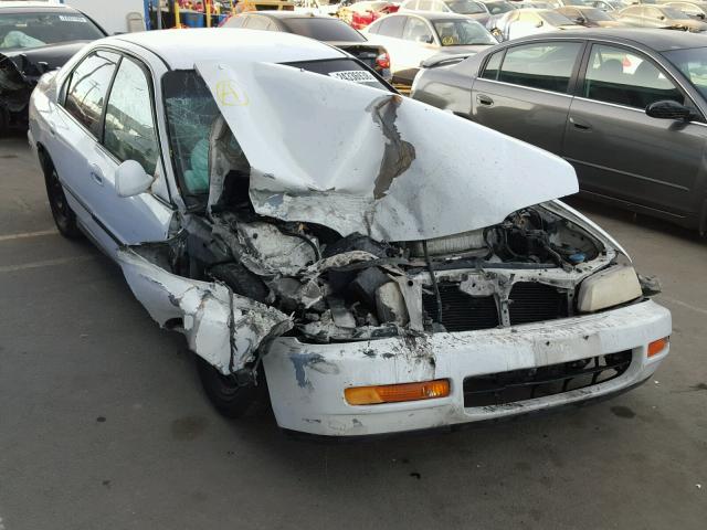 1HGCD5635TA142361 - 1996 HONDA ACCORD LX WHITE photo 1