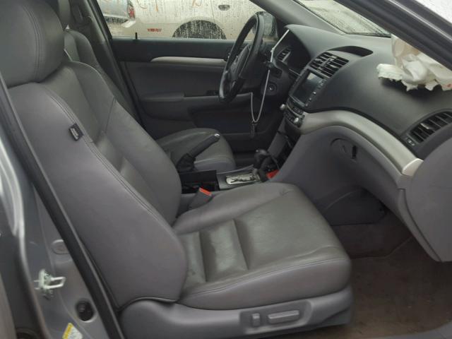 JH4CL96905C001068 - 2005 ACURA TSX SILVER photo 5