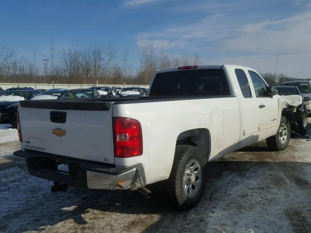 1GCRKSE03CZ230556 - 2012 CHEVROLET SILVERADO WHITE photo 4