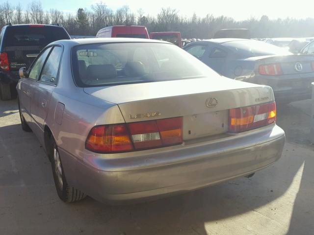 JT8BF22G6V0044328 - 1997 LEXUS ES 300 BEIGE photo 3