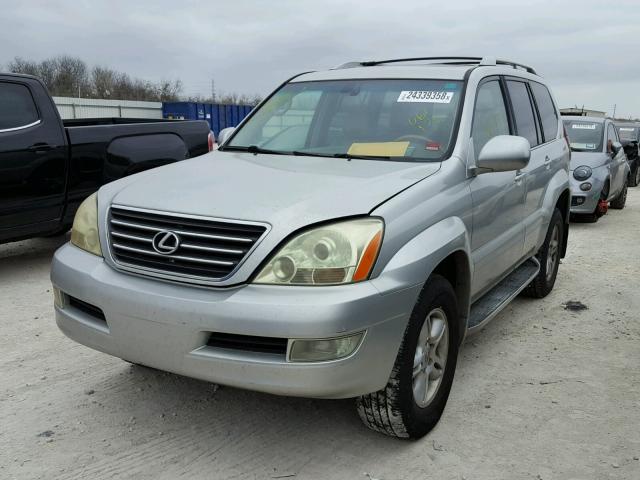 JTJBT20X340061130 - 2004 LEXUS GX 470 SILVER photo 2