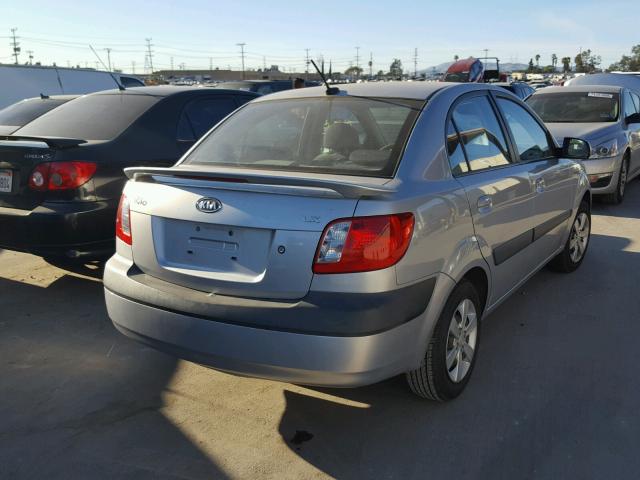 KNADE223496550699 - 2009 KIA RIO BASE GRAY photo 4