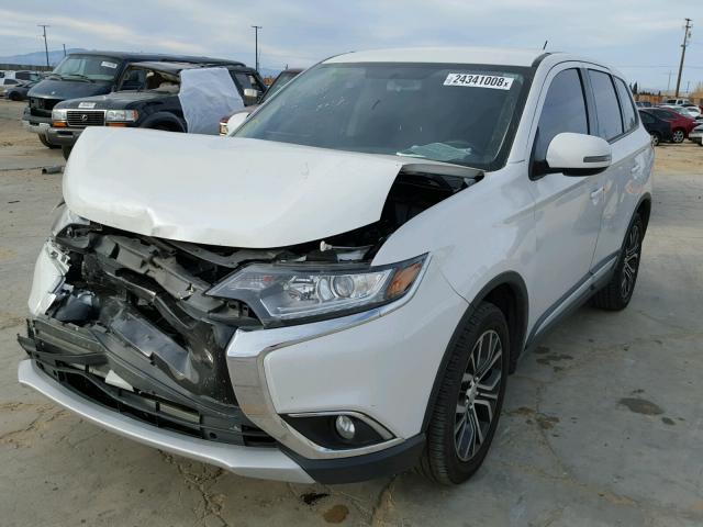 JA4AD3A37GZ018594 - 2016 MITSUBISHI OUTLANDER WHITE photo 2