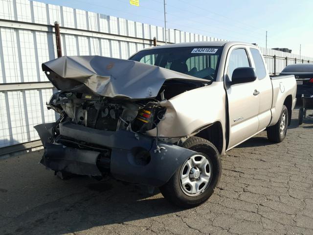 5TETX22N07Z388323 - 2007 TOYOTA TACOMA ACC GOLD photo 2