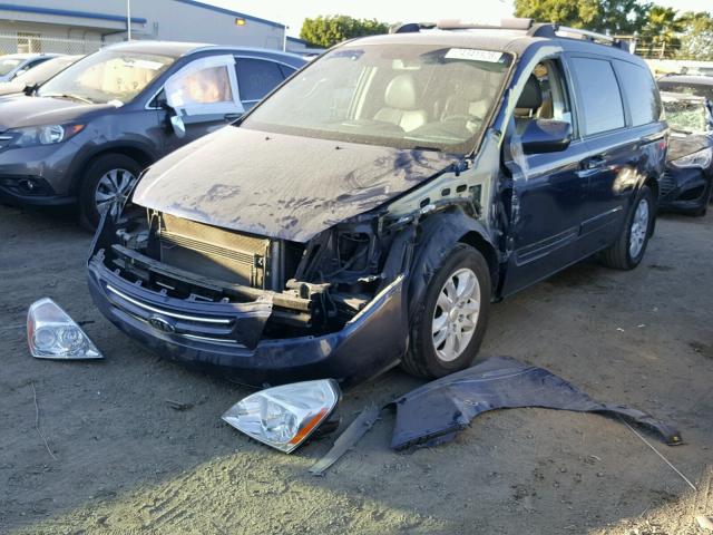 KNDMB233266015439 - 2006 KIA SEDONA EX BLUE photo 2