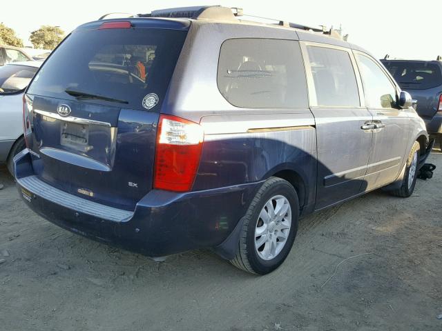 KNDMB233266015439 - 2006 KIA SEDONA EX BLUE photo 4