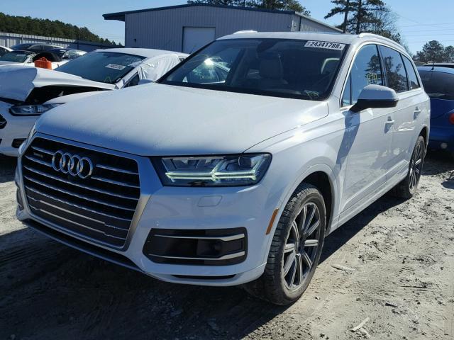 WA1LAAF72HD051941 - 2017 AUDI Q7 PREMIUM WHITE photo 2