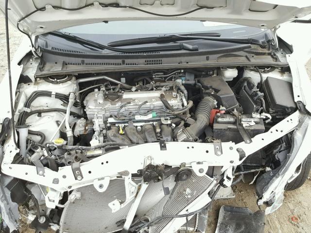 2T1BURHEXHC771570 - 2017 TOYOTA COROLLA L WHITE photo 7