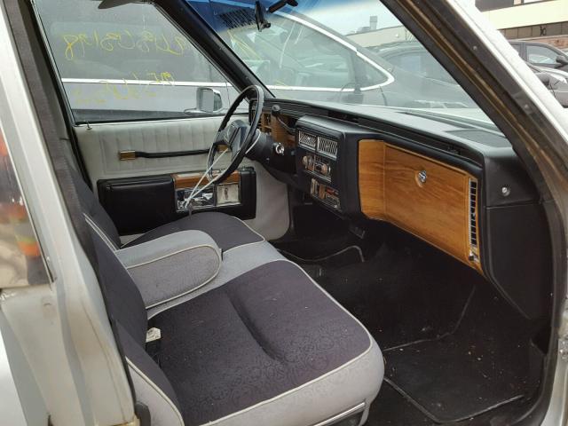 1GEEZ9068B9151310 - 1981 CADILLAC FLEETWOOD GRAY photo 5