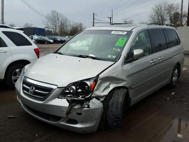 5FNRL38657B417831 - 2007 HONDA ODYSSEY EX SILVER photo 2