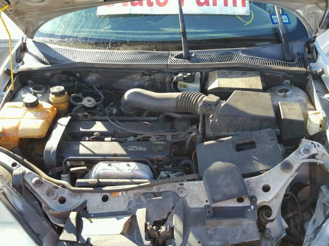 1FAFP36372W282054 - 2002 FORD FOCUS SE SILVER photo 7