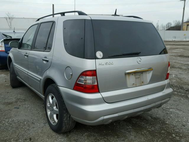 4JGAB75E33A401077 - 2003 MERCEDES-BENZ ML 500 SILVER photo 3