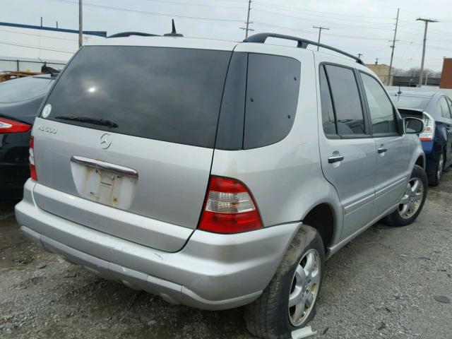 4JGAB75E33A401077 - 2003 MERCEDES-BENZ ML 500 SILVER photo 4