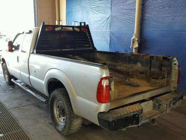 1FT7X2A62FEB06714 - 2015 FORD F250 SUPER SILVER photo 3