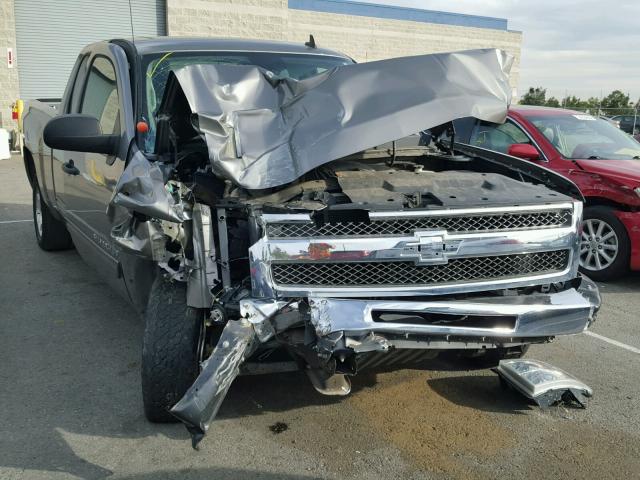 1GCRCSE00DZ111796 - 2013 CHEVROLET SILVERADO GRAY photo 1