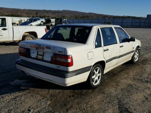 YV1LS5541T1300316 - 1996 VOLVO 850 BASE WHITE photo 4