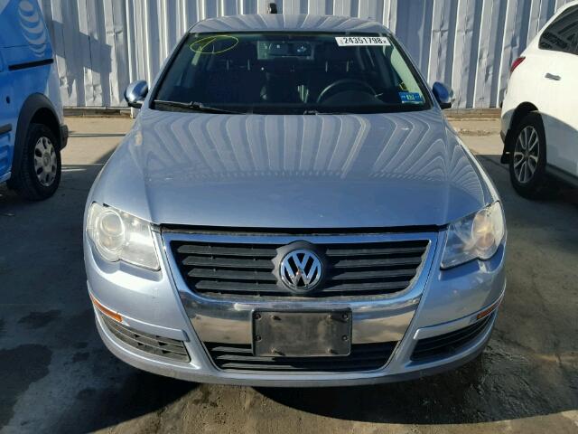 WVWJK73C28P053170 - 2008 VOLKSWAGEN PASSAT TUR BLUE photo 9