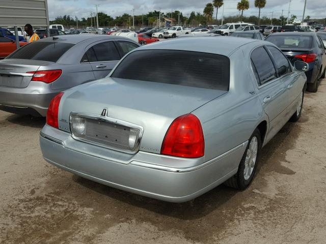 1LNHM82V17Y629725 - 2007 LINCOLN TOWN CAR S TEAL photo 4