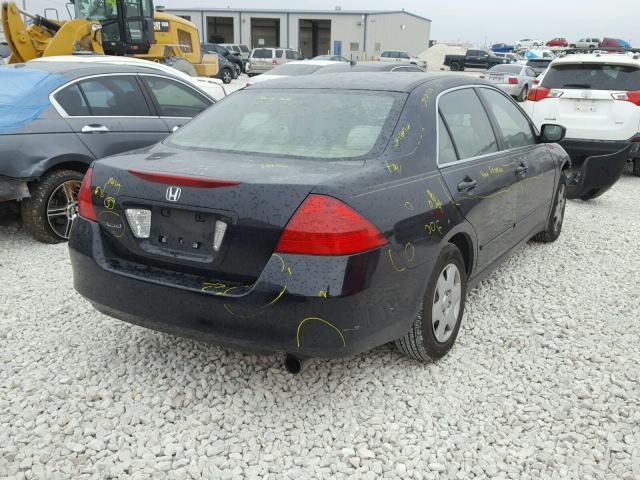 3HGCM56477G704910 - 2007 HONDA ACCORD LX BLACK photo 4