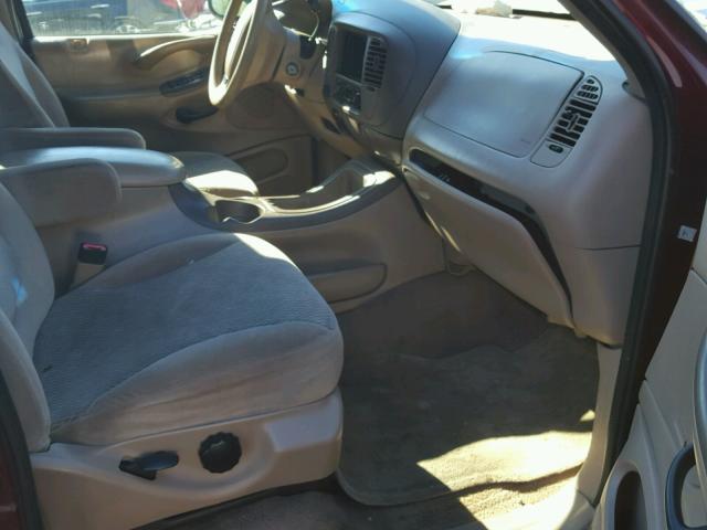 1FMRU1861XLB85139 - 1999 FORD EXPEDITION WHITE photo 5