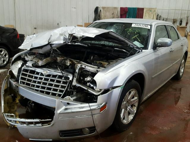 2C3KA53G17H858065 - 2007 CHRYSLER 300 TOURIN GRAY photo 2