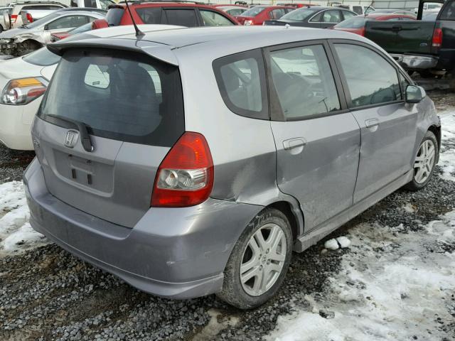 JHMGD37658S033511 - 2008 HONDA FIT SPORT GRAY photo 4