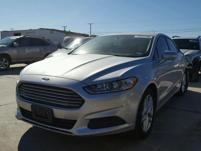 3FA6P0HR5DR141618 - 2013 FORD FUSION SE SILVER photo 2