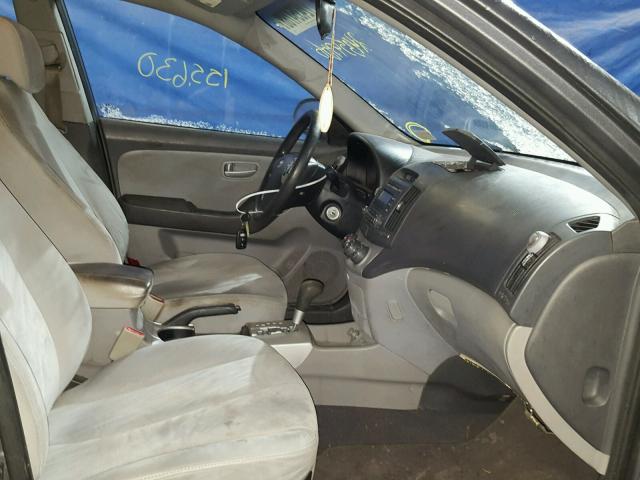 KMHDU46D78U382020 - 2008 HYUNDAI ELANTRA GL GRAY photo 5