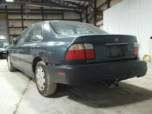 1HGCD5638TA081183 - 1996 HONDA ACCORD LX GREEN photo 3