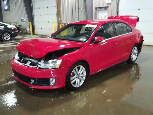 3VW4T7AJ8EM201638 - 2014 VOLKSWAGEN JETTA GLI RED photo 2