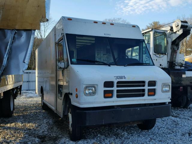 4UZAARBW44CM84861 - 2004 FREIGHTLINER CHASSIS M WHITE photo 1