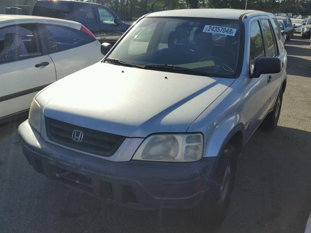 JHLRD2846YC004954 - 2000 HONDA CR-V LX SILVER photo 2