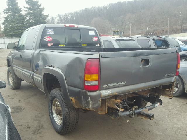 1GCHK29U32E198397 - 2002 CHEVROLET SILVERADO GRAY photo 3