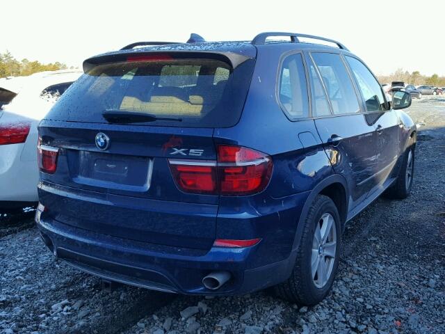 5UXZW0C59CL663761 - 2012 BMW X5 XDRIVE3 BLUE photo 4
